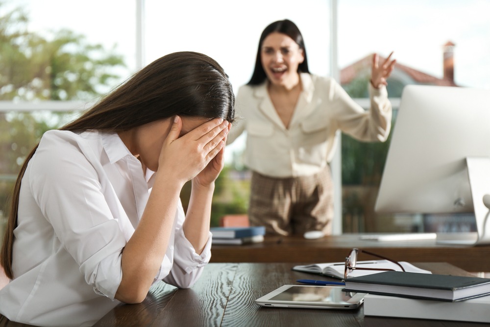 How to Deal With the Toxic People? (5 things to follow)